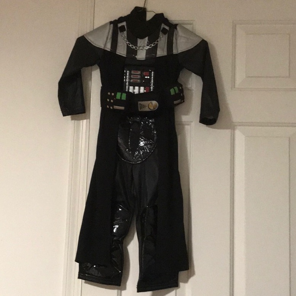 Disney Store Darth Vader Costume, Boy size 3